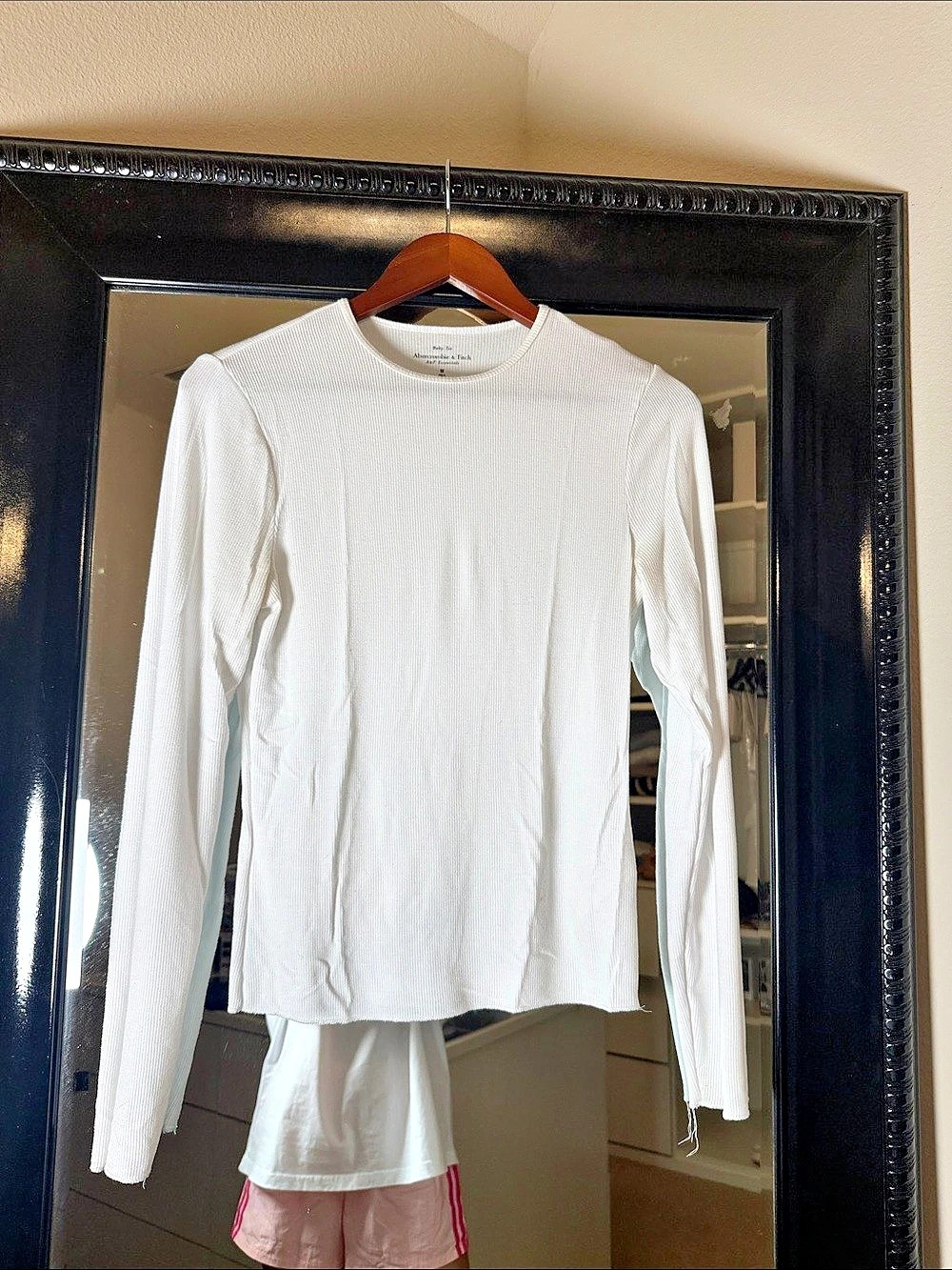 Abercrombie & Fitch Baby Tee Ribbed Long Sleeve White Small
